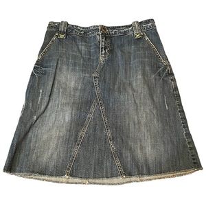 Banana Republic Distressed Blue Denim Jean Skirt size 2 knee length Classic